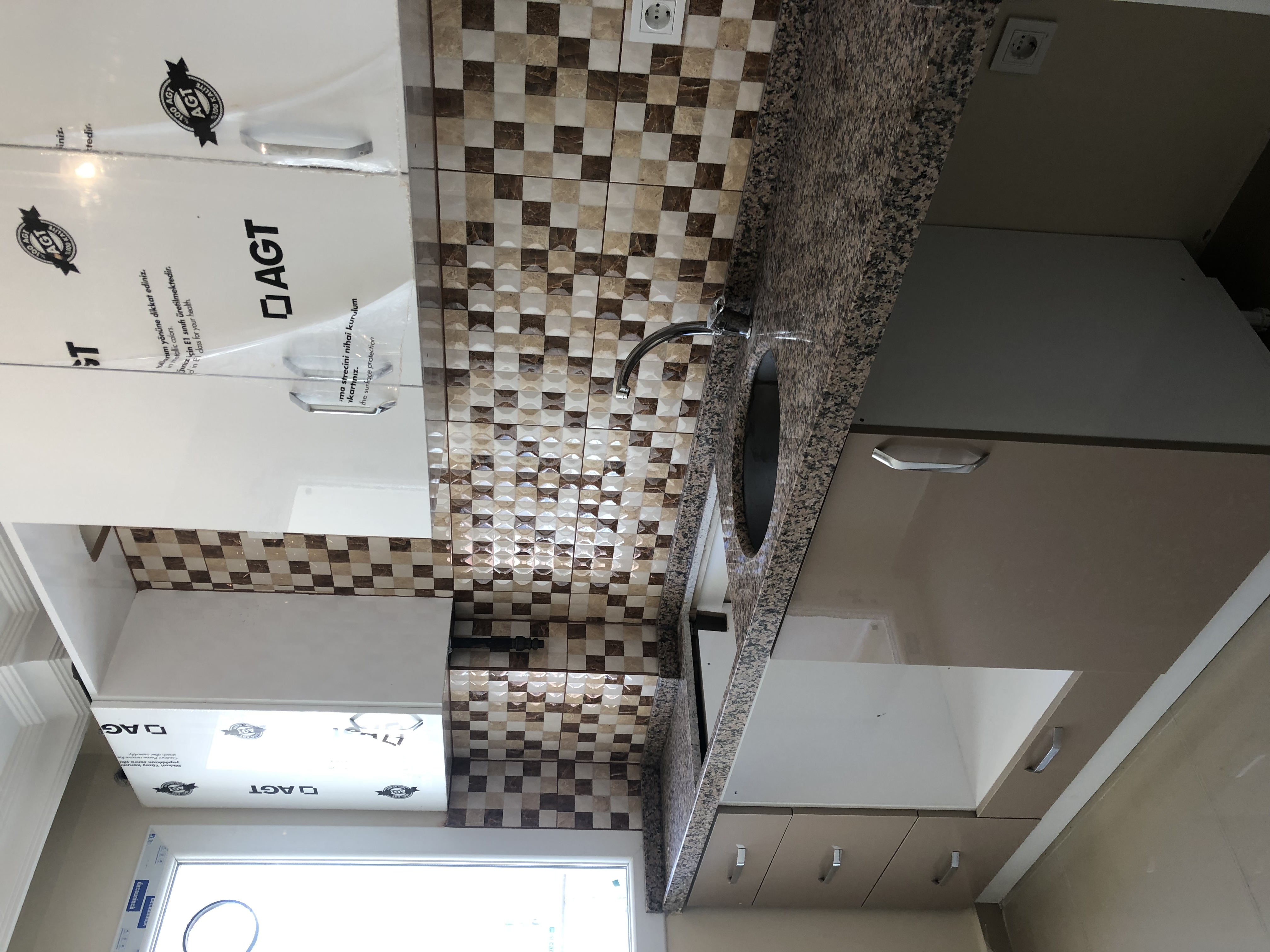 Şahin Apartmanı